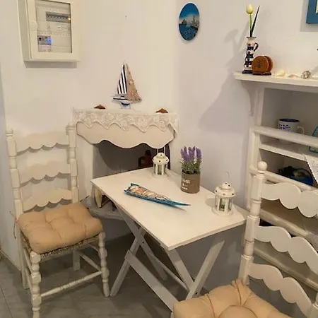 펜션 Traditional Cycladic House In *