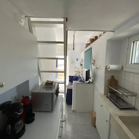 펜션 Traditional Cycladic House In